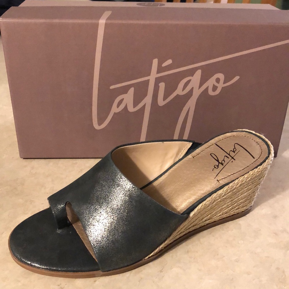 NIB Latigo Hadrea Wedge Sandal